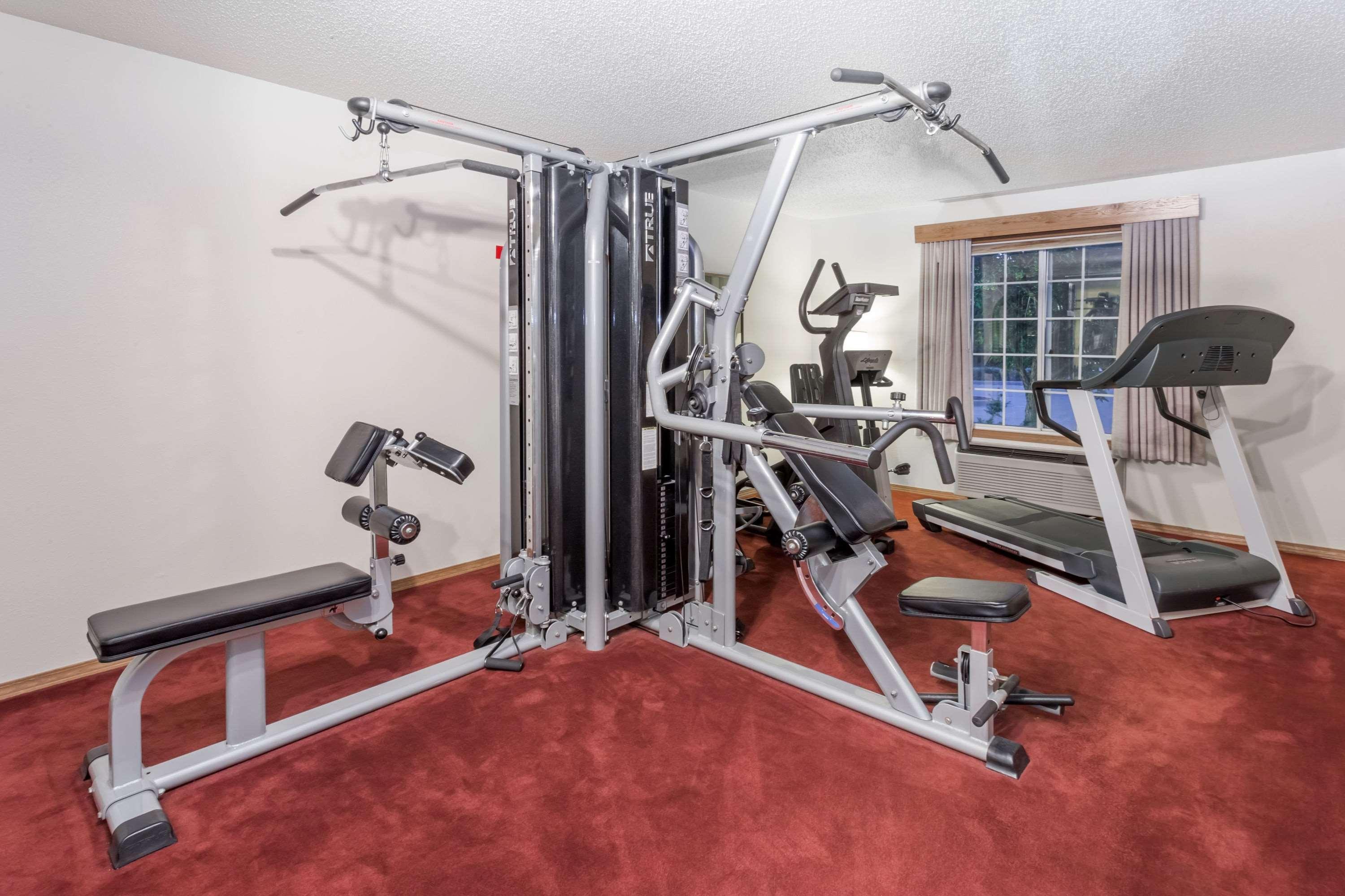 Baymont By Wyndham Mequon Milwaukee Area Hotel Екстериор снимка