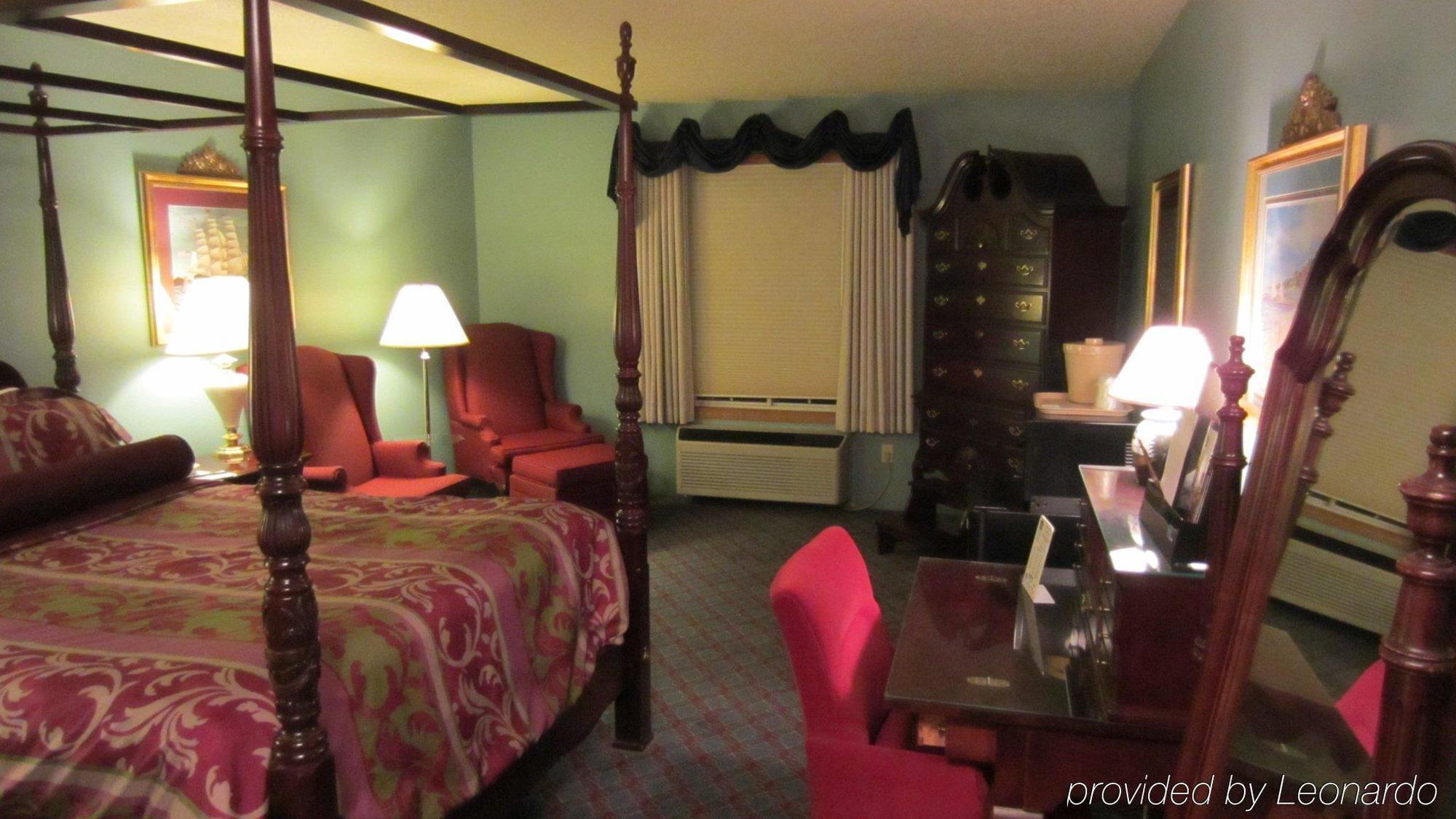 Baymont By Wyndham Mequon Milwaukee Area Hotel Стая снимка