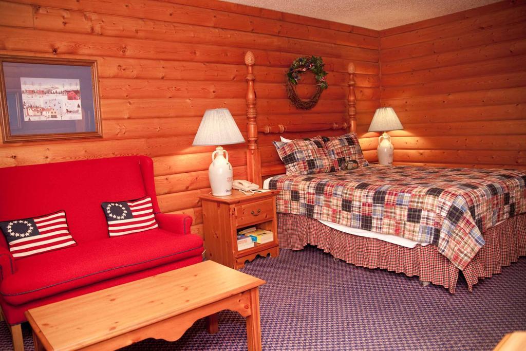 Baymont By Wyndham Mequon Milwaukee Area Hotel Екстериор снимка