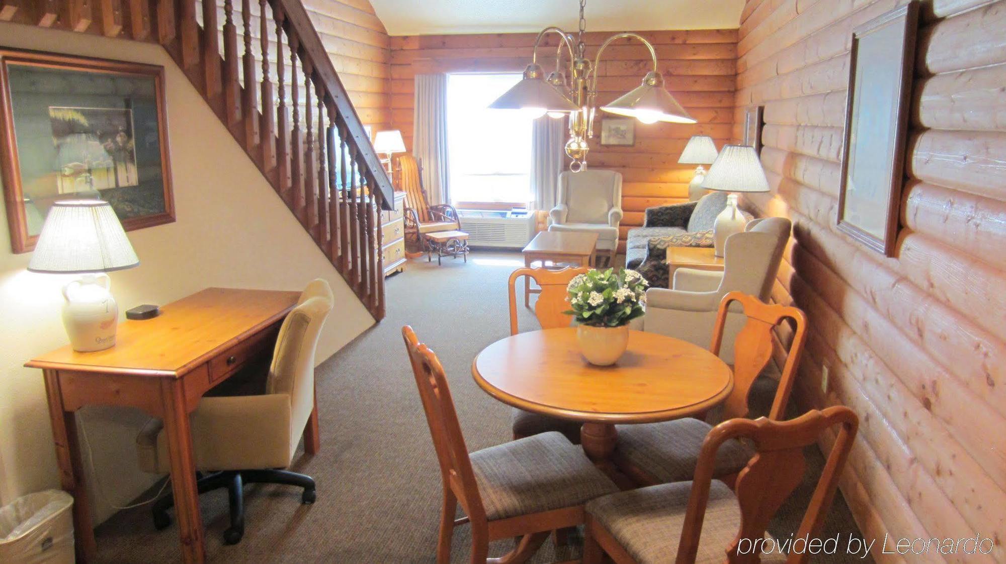 Baymont By Wyndham Mequon Milwaukee Area Hotel Стая снимка