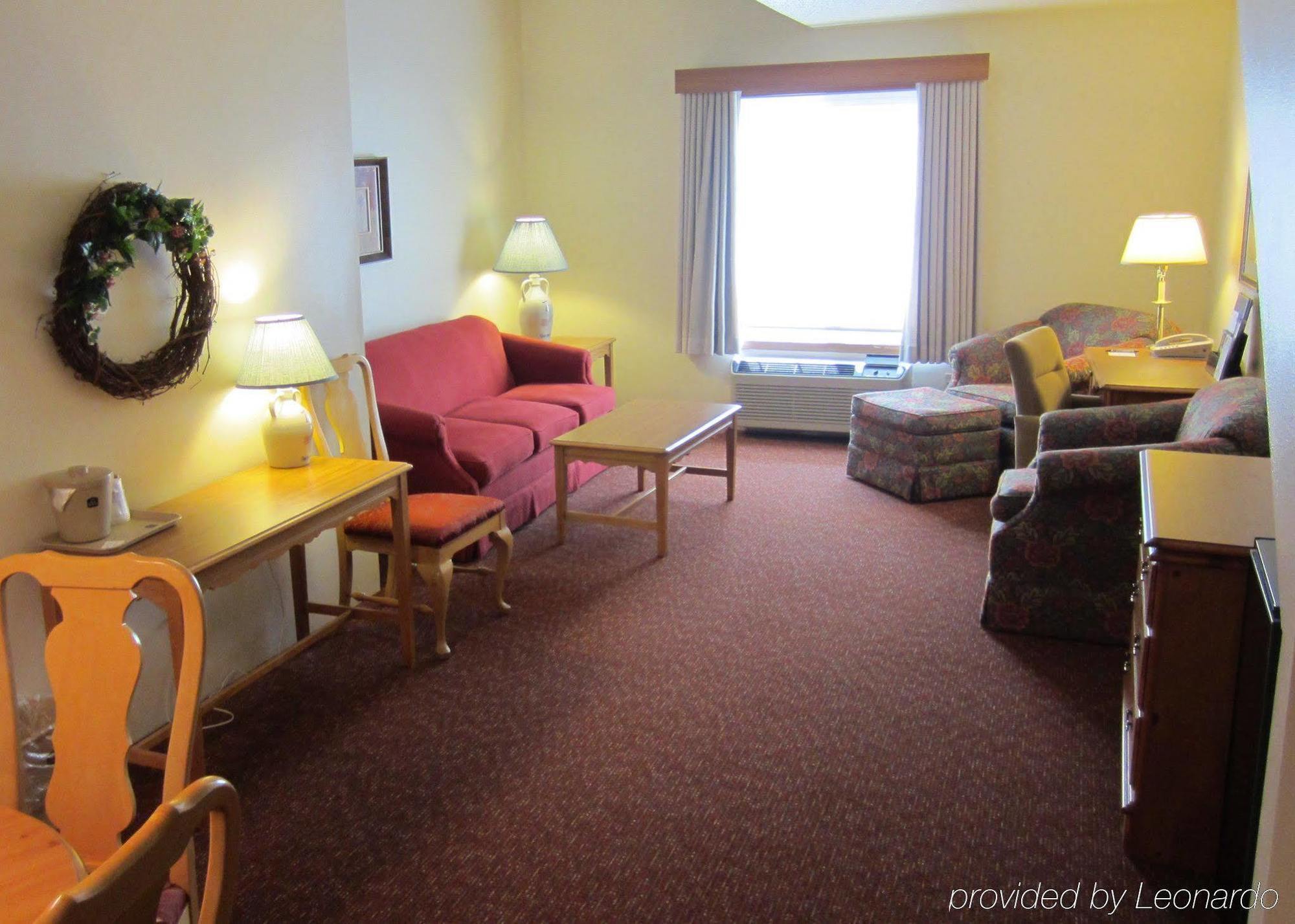 Baymont By Wyndham Mequon Milwaukee Area Hotel Стая снимка